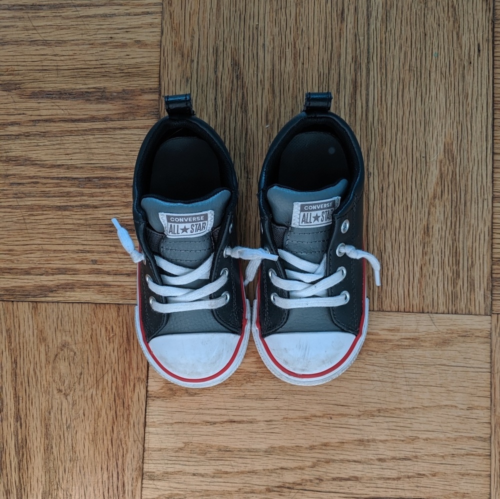 Toddler/kids Converse leather slip on sneakers